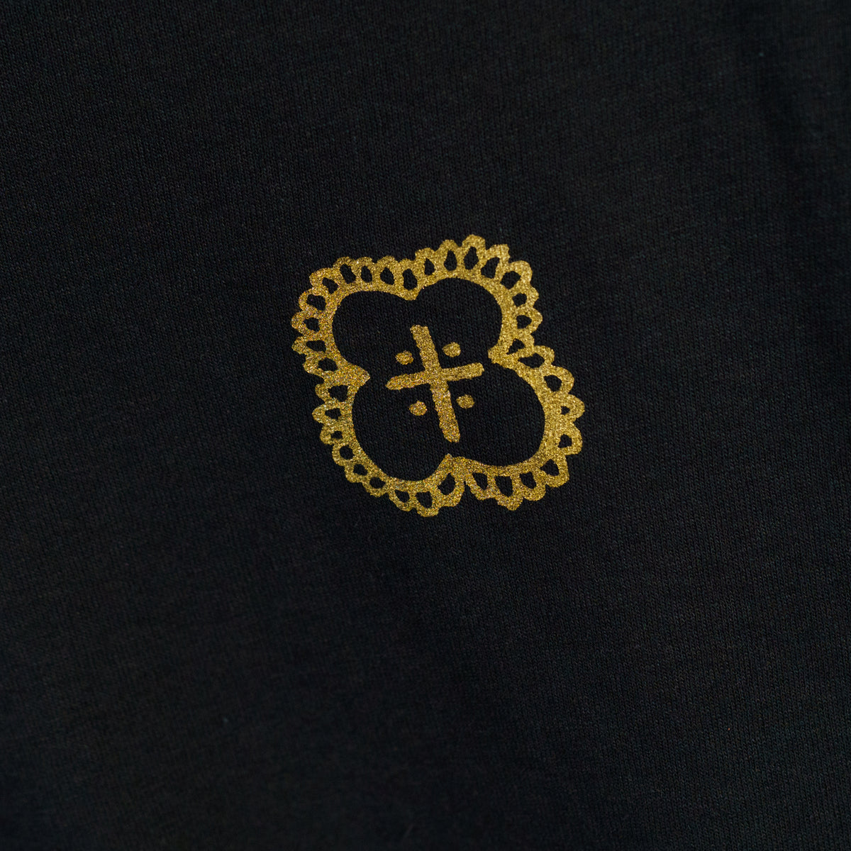 KYRO SALUTE TEE